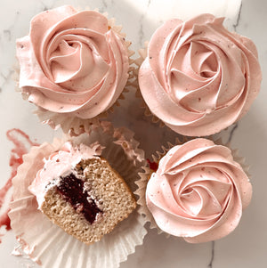 *Strawberry Cream Cupcakes